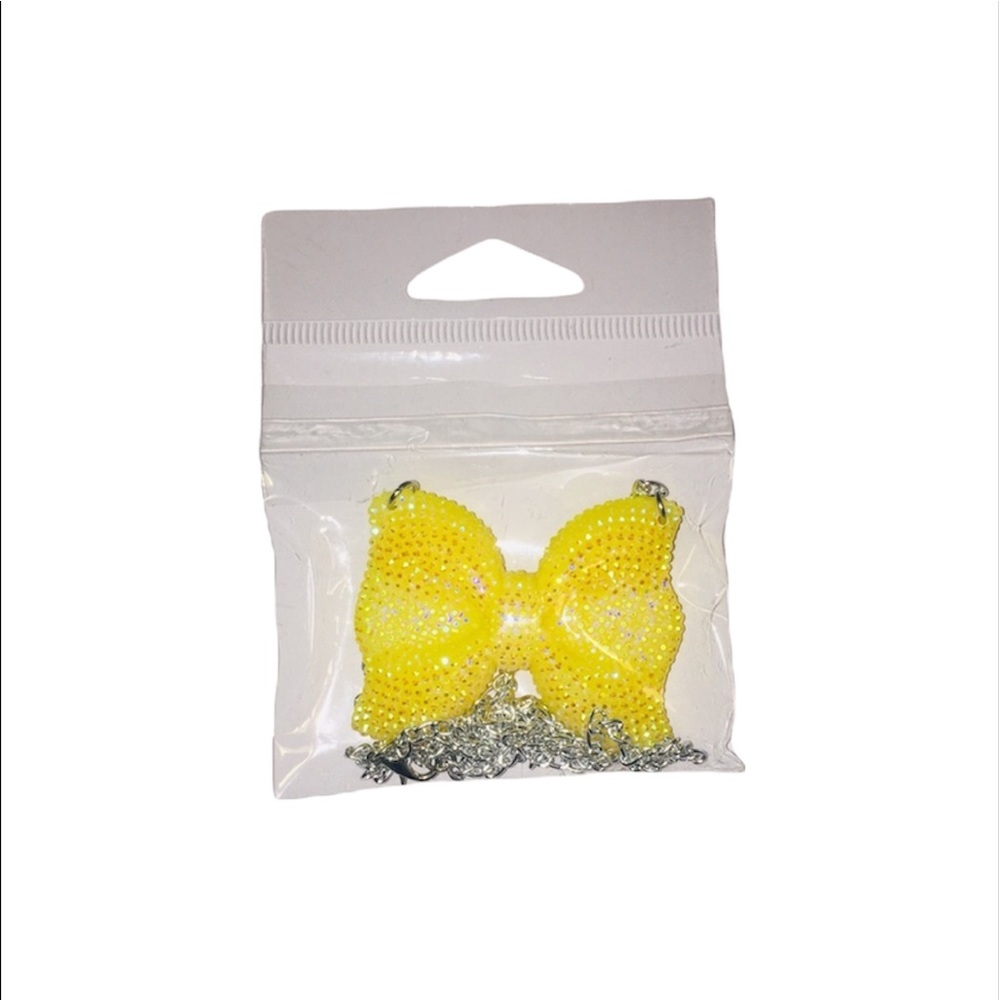 ๐2/20๐ Yellow Studded Sparkly Chain Necklace - Picture 2 of 4